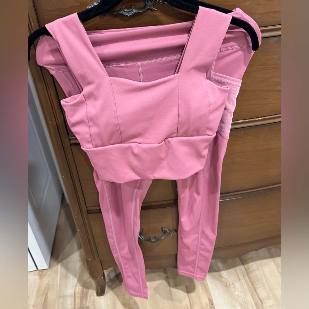 Women's Pink Gym Terno